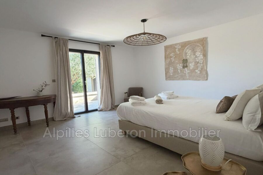 Maison à louer à Eygalières — Vue montagne — photo 22