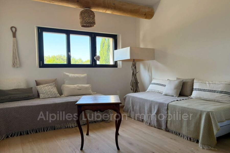 Maison à louer à Eygalières — Vue montagne — photo 32