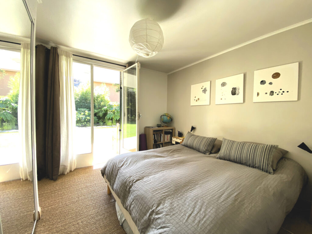 Maison d’architecte en bord de Marne – 7 pièces – 4 chambres – 180 m²