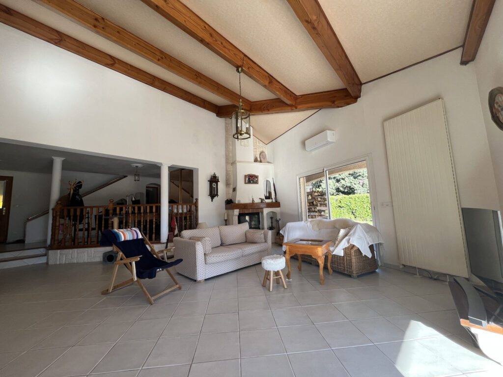 VILLA D’ ARCHITECTE 190M2  VUE EXCEPTIONNELLE – 5 pièces – 4 chambres – 190 m²