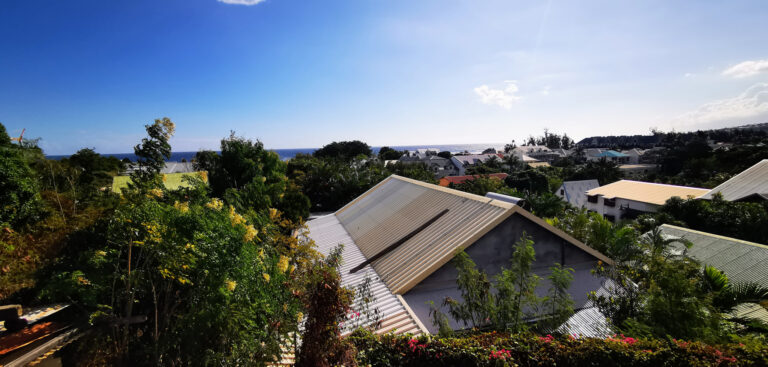 SAINT-LEU, centre-ville – Grand terrain a batir – NR pièces – NR chambres – 1000 m²