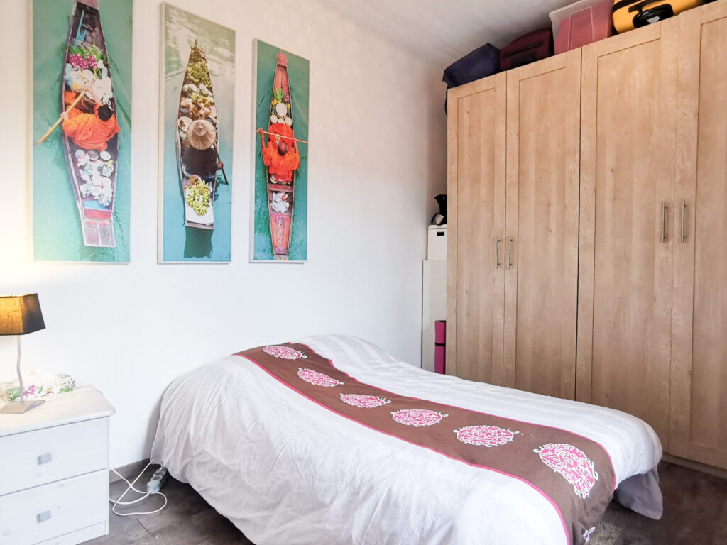 Maison de village de 104m2 avec terrasse – 5 pièces – 3 chambres – 104 m²