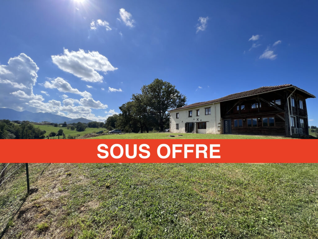 Vue panoramique, sans voisins, 4 chambres, 200m2 – 8 pièces – 3 chambres – 201 m²