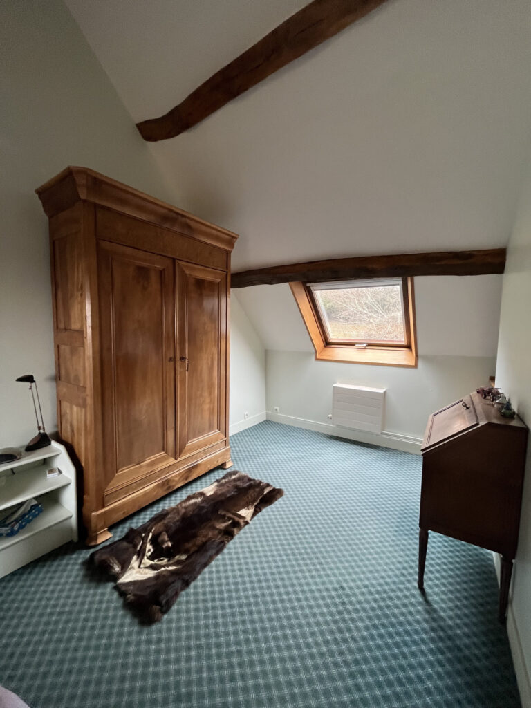 MAISON A LA CAMPAGNE AVEC PISCINE  – 4 pièces – 2 chambres – 121 m²