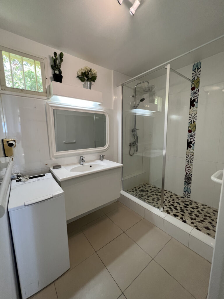 Appartement VUE MER Anse des Rochers – 1 chambre – 1 voyageur – 34 m²