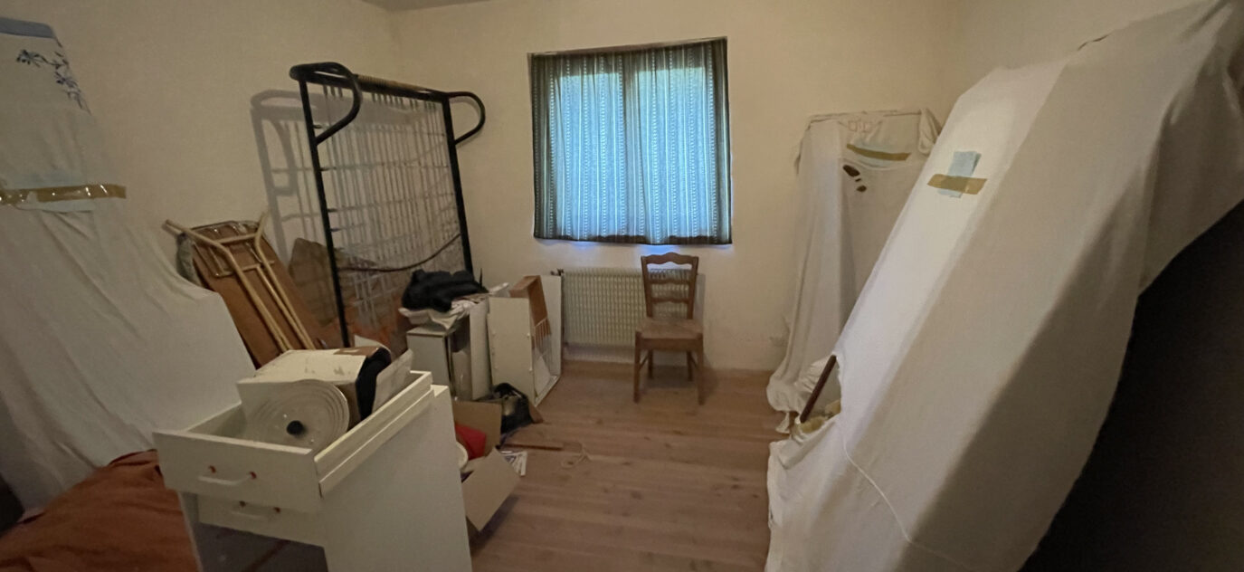 Maison à rénover en camapgne avec dépendance – 5 pièces – 4 chambres – 120 m²