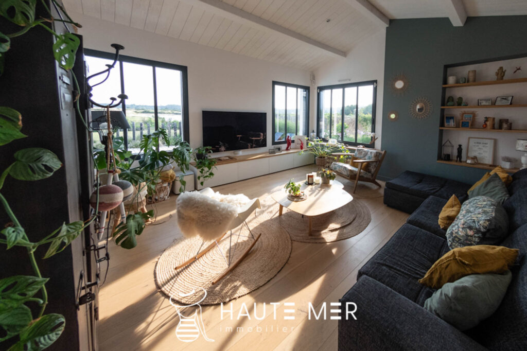 AVOCETTE – Contemporaine lovée dans la nature – 5 pièces – 4 chambres – 161 m²