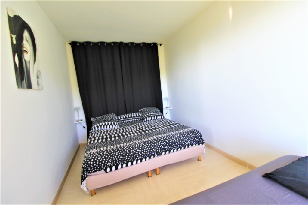 48 m2 à Roquebrune Cap Martin avec parking – 2 pièces – 1 chambre – 50 m²