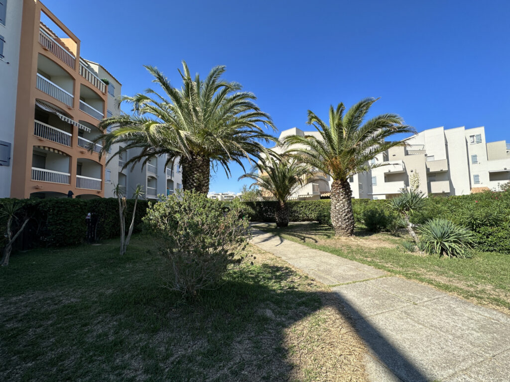 Appartement studio cabine, St Cyprien Plage Front de Mer. – 2 pièces – 1 chambre – 25.75 m²