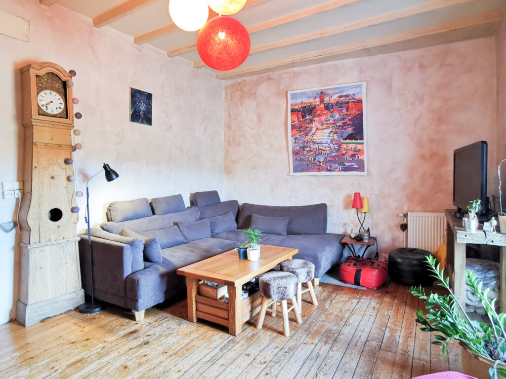 Maison de village de 104m2 avec terrasse – 5 pièces – 3 chambres – 104 m²