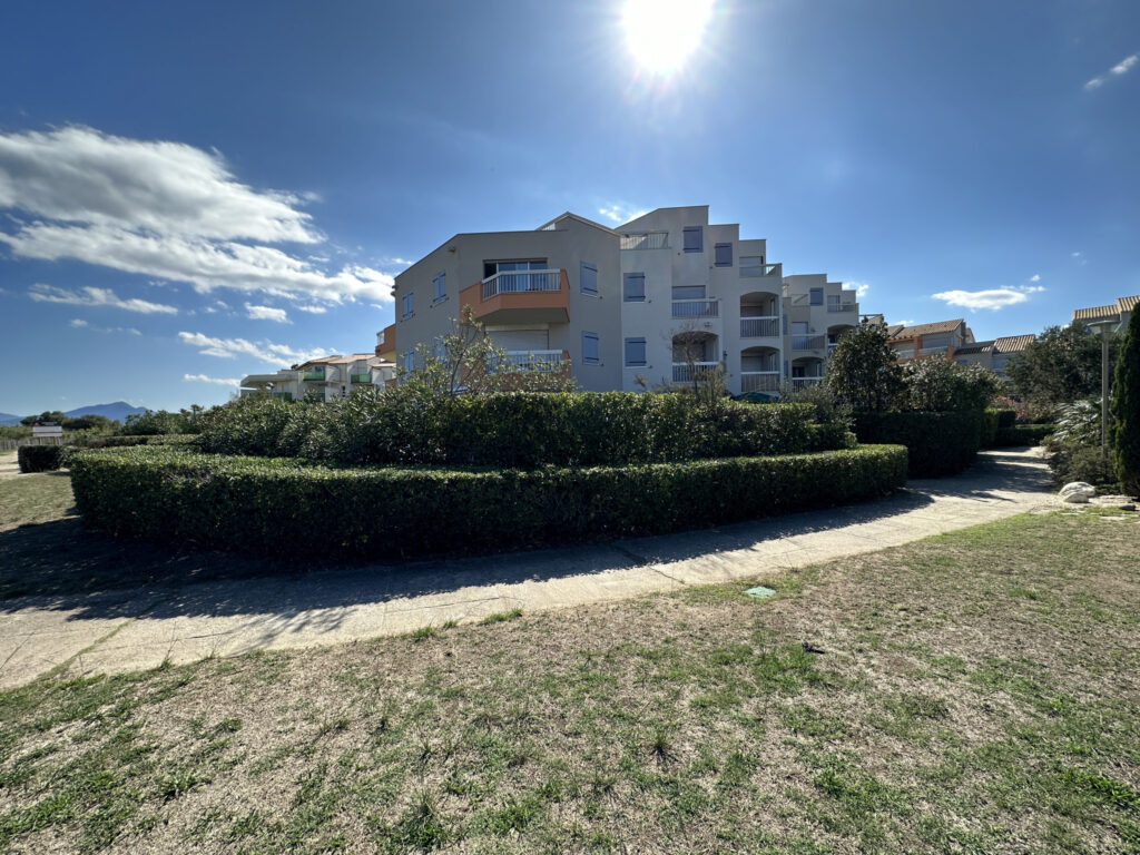 Appartement studio cabine, St Cyprien Plage Front de Mer. – 2 pièces – 1 chambre – 25.75 m²