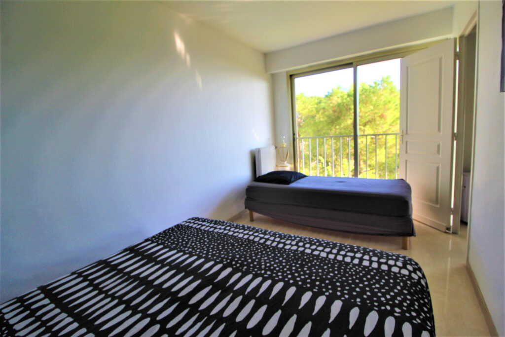 48 m2 à Roquebrune Cap Martin avec parking – 2 pièces – 1 chambre – 50 m²