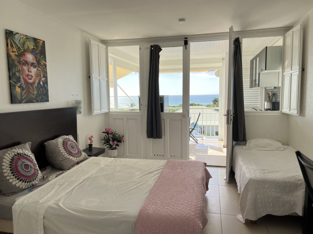 Appartement VUE MER Anse des Rochers – 1 chambre – 1 voyageur – 34 m²