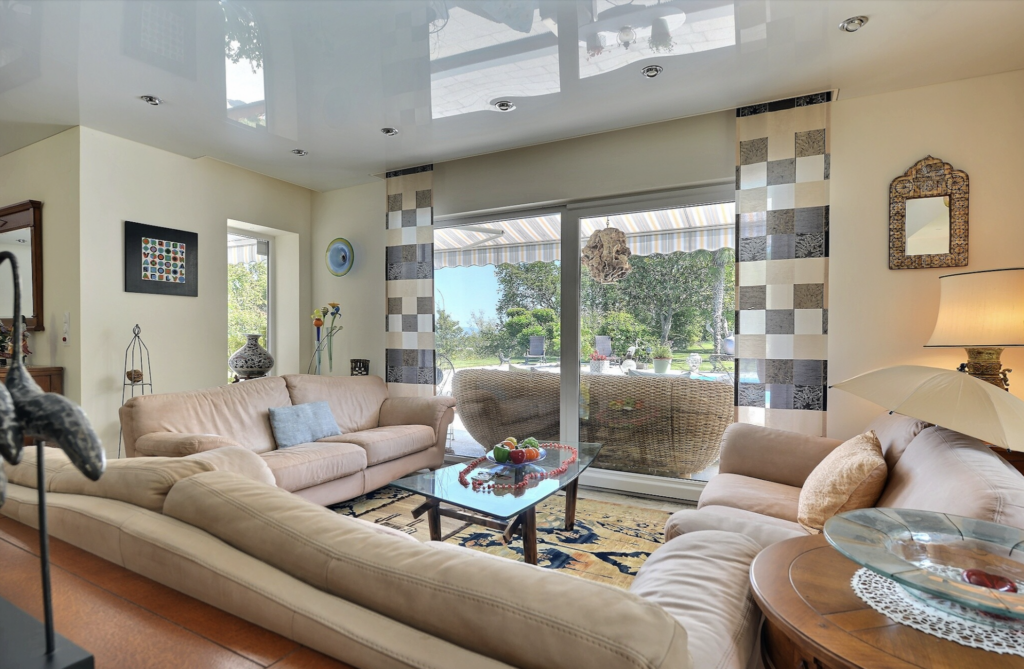 Magnifique Villa dans une oasis – 9 pièces – 4 chambres – 226 m²