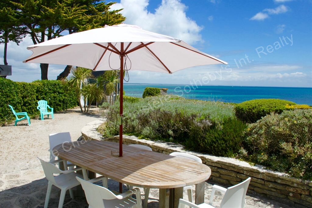 EXCLUSIVITE. Loctudy. Maison de charme avec WIFI, vue sur mer, accès direct privatif à la plage…. – 3 chambres – 6 voyageurs – 120 m²