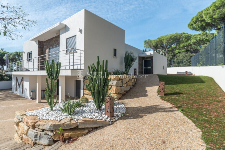 Maison à louer à Sainte-Maxime
