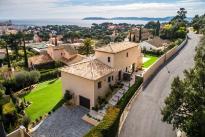 Maison à louer à Sainte-maxime