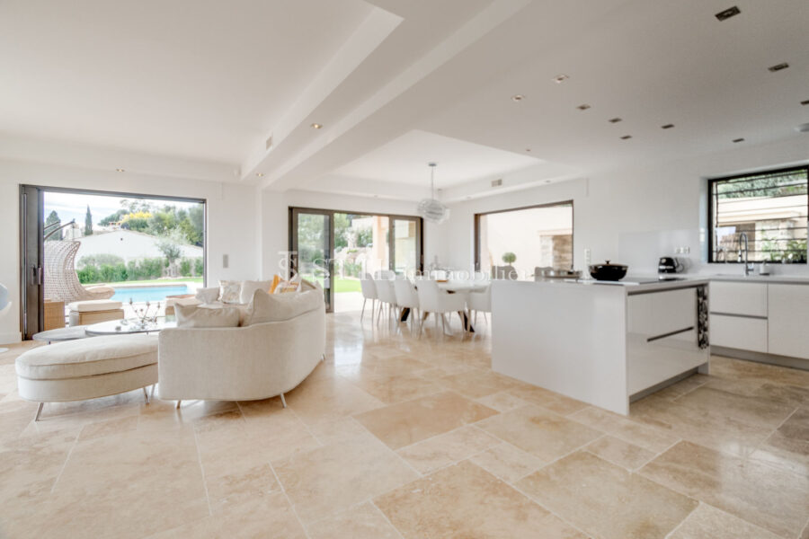 Maison à louer à Sainte-Maxime
