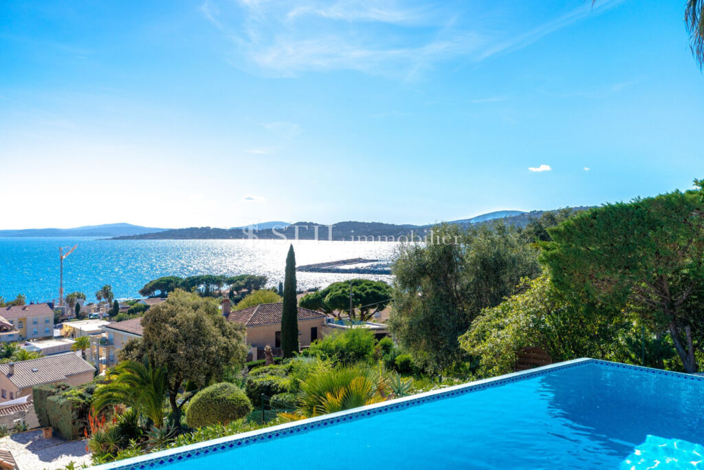 location villa 5 Pièce(s) – 5 pièces – 4 chambres – 200.00 m²