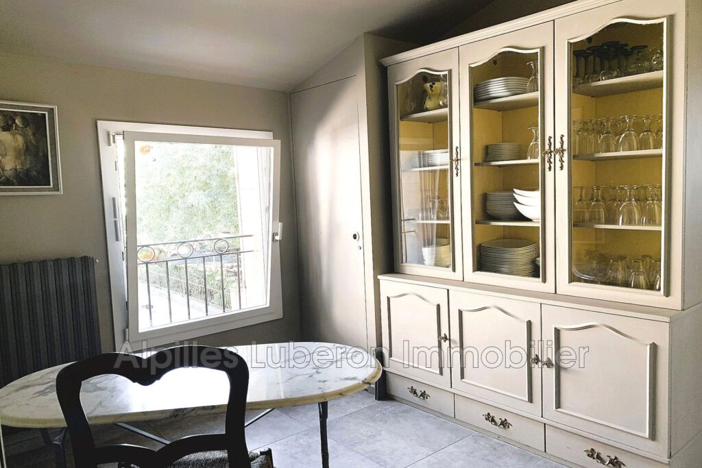 location maison de village 6 Pièce(s) – 6 pièces – 3 chambres – 150.00 m²