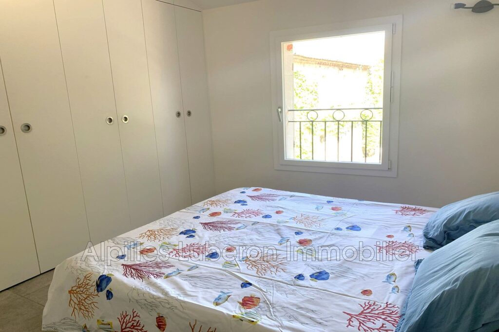 location maison de village 6 Pièce(s) – 6 pièces – 3 chambres – 150.00 m²