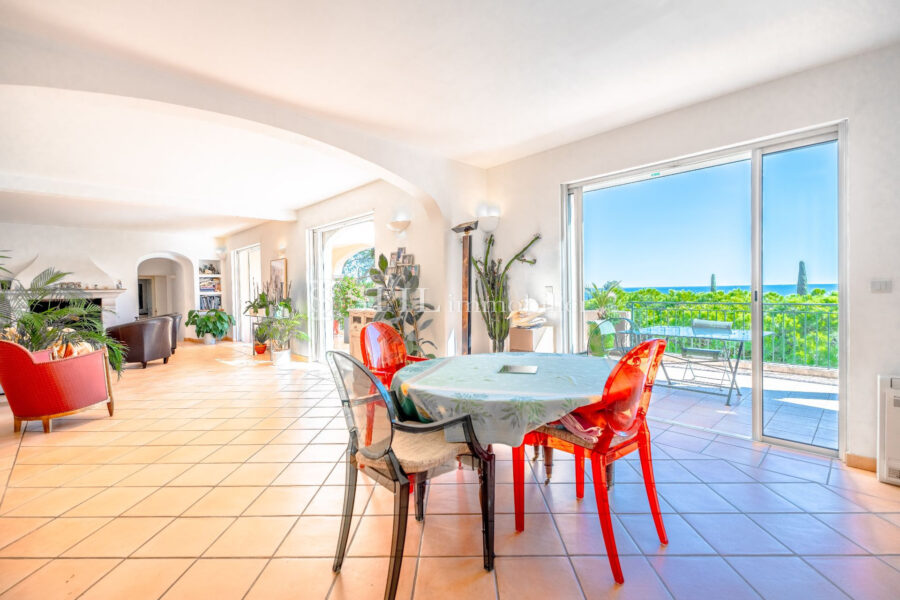 Maison à vendre à Sainte-maxime