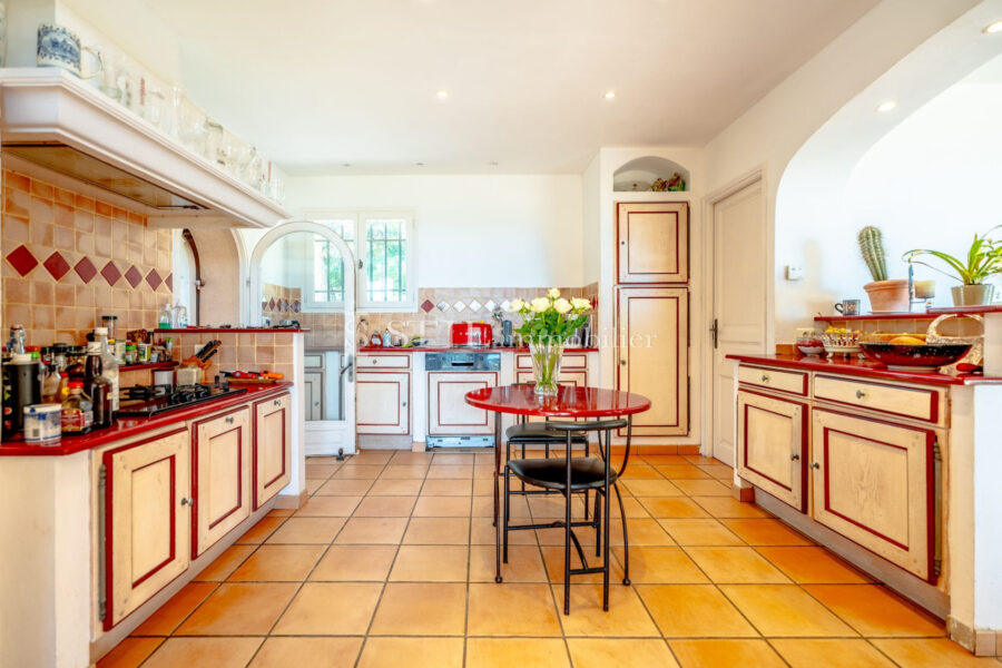 Maison à vendre à Sainte-maxime