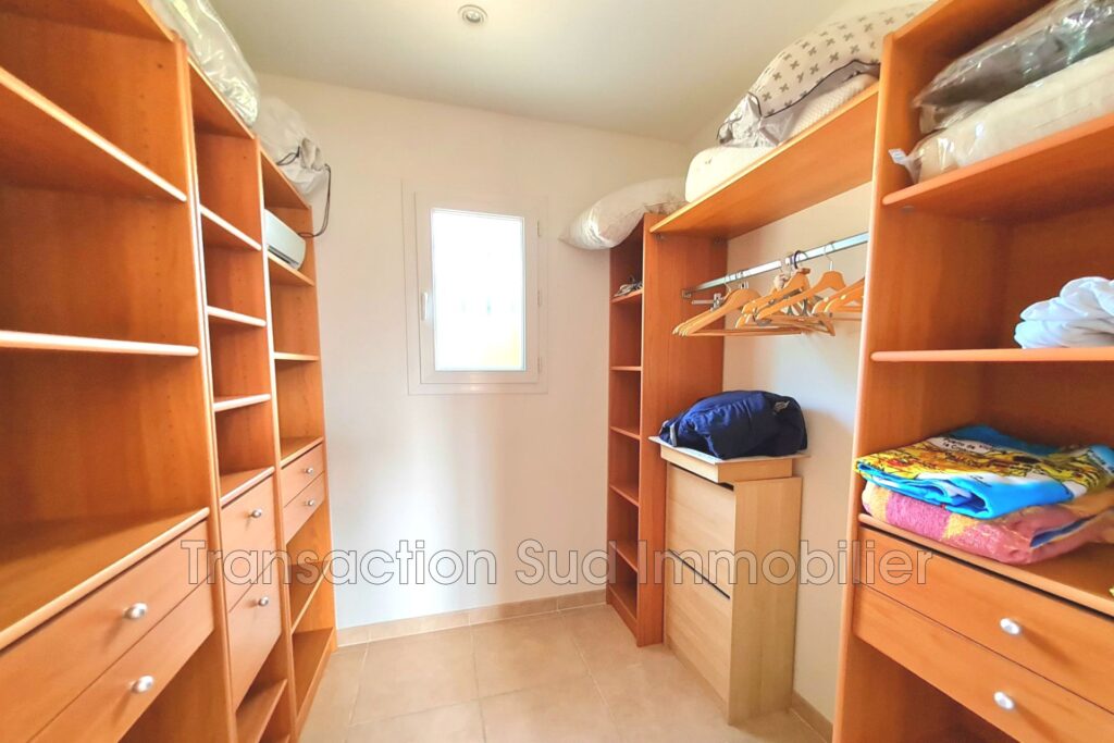 vente villa provençale 7 Pièce(s) – 7 pièces – 4 chambres – 142.70 m²