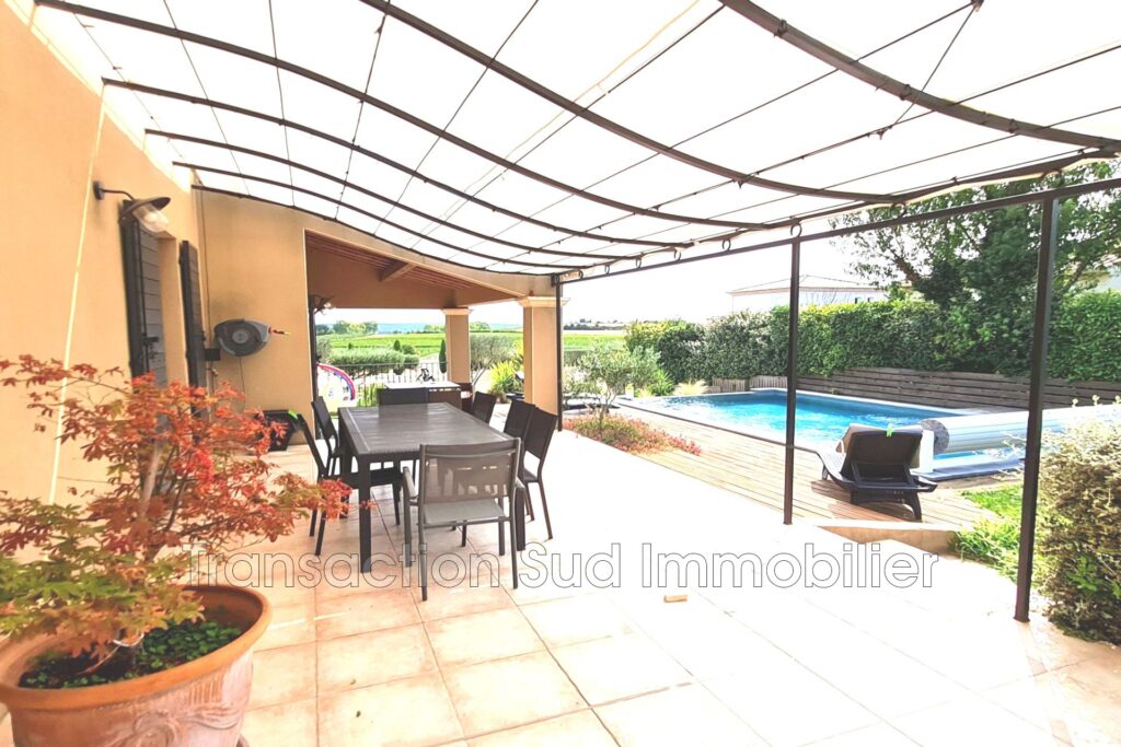 vente villa provençale 7 Pièce(s) – 7 pièces – 4 chambres – 142.70 m²