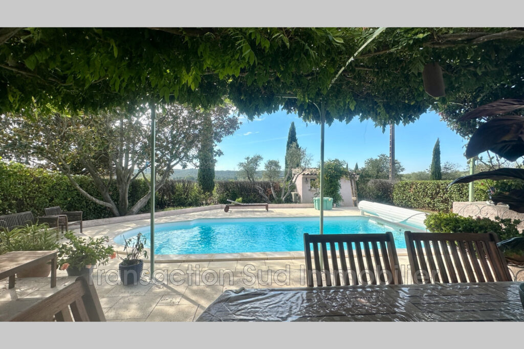 vente maison 6 Pièce(s) – 6 pièces – 4 chambres – 132.00 m²