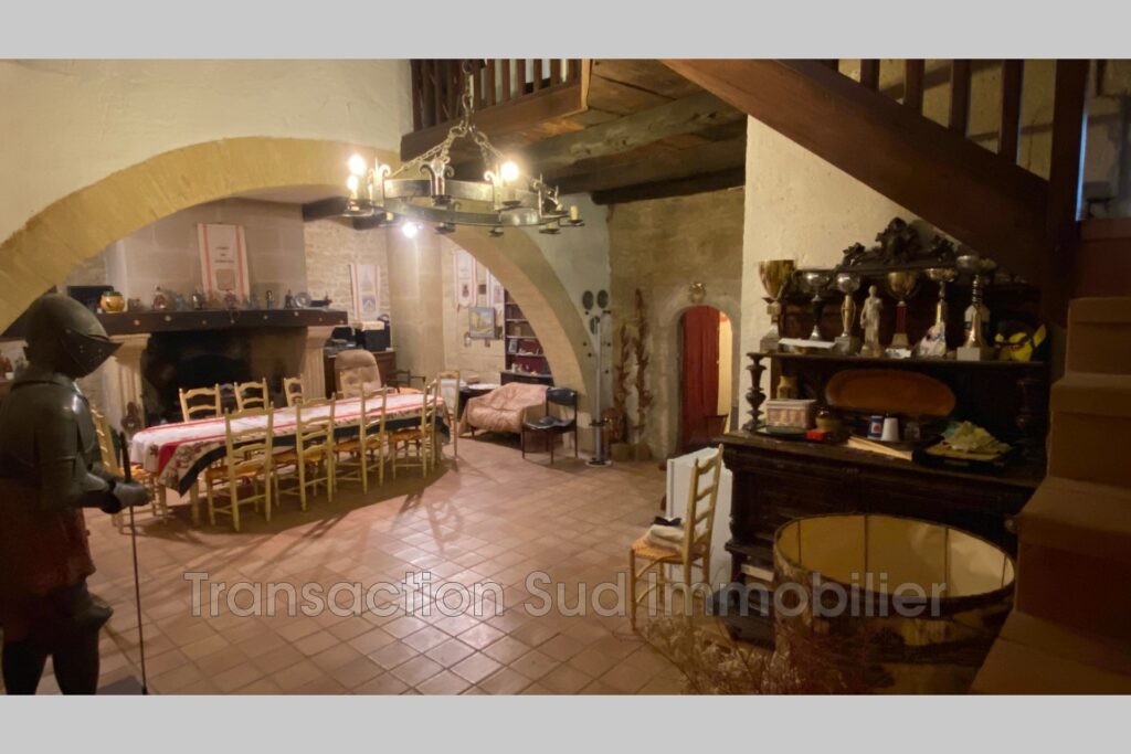 vente maison de caractère 11 Pièce(s) – 11 pièces – 7 chambres – 282.00 m²