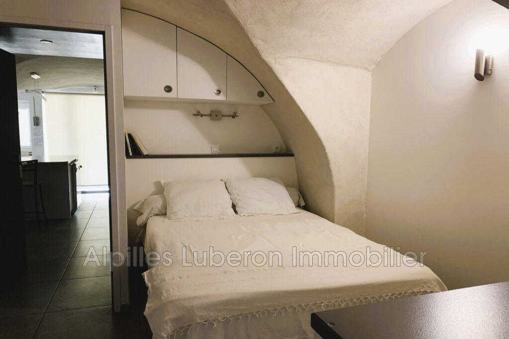 location maison de village 6 Pièce(s) – 6 pièces – 3 chambres – 150.00 m²