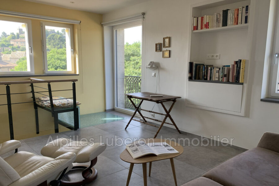 Maison à louer à Eygalières