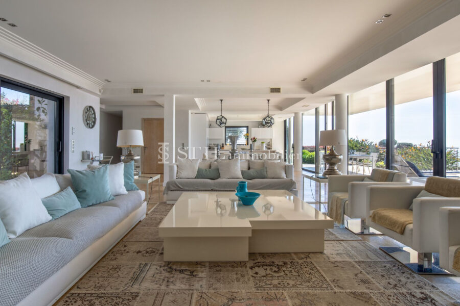 Maison à louer à Sainte-Maxime