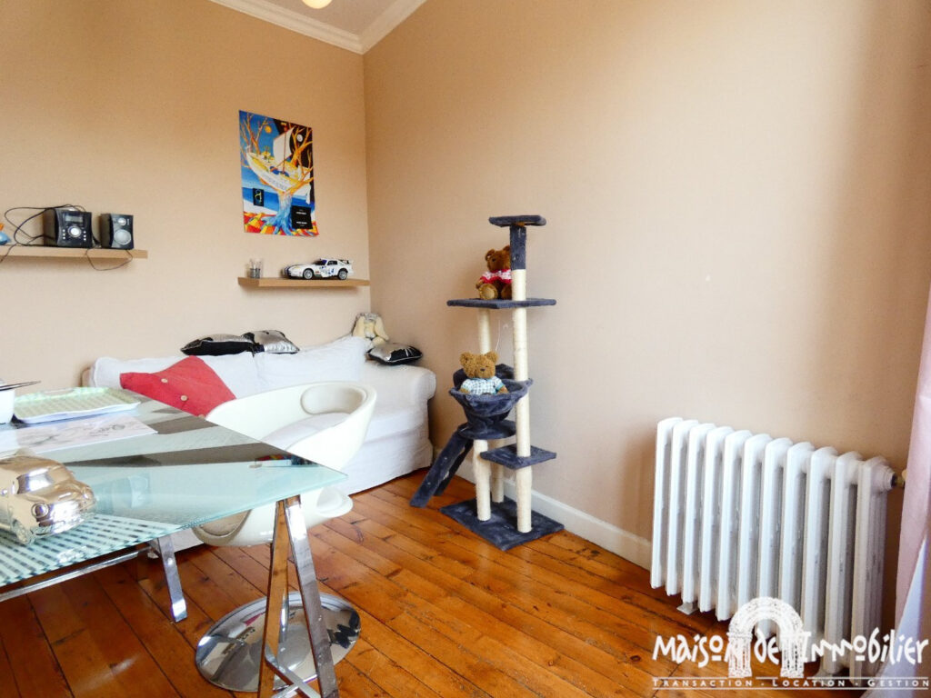 Vieux COGNAC – 5 pièces – 2 chambres – 128 m²