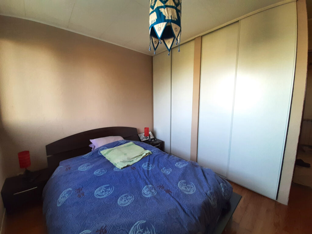 SAINT-ETIENNE – A VENDRE – APPARTEMENT T3 DE 73 M2  AVEC BAL – 3 pièces – 2 chambres – 73 m²