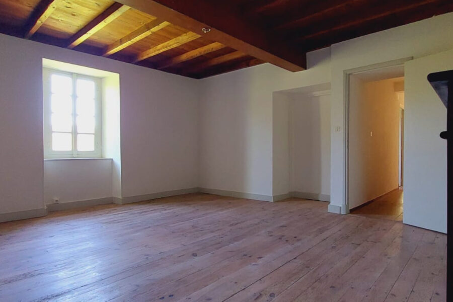 Maison à vendre à Rivèrenert