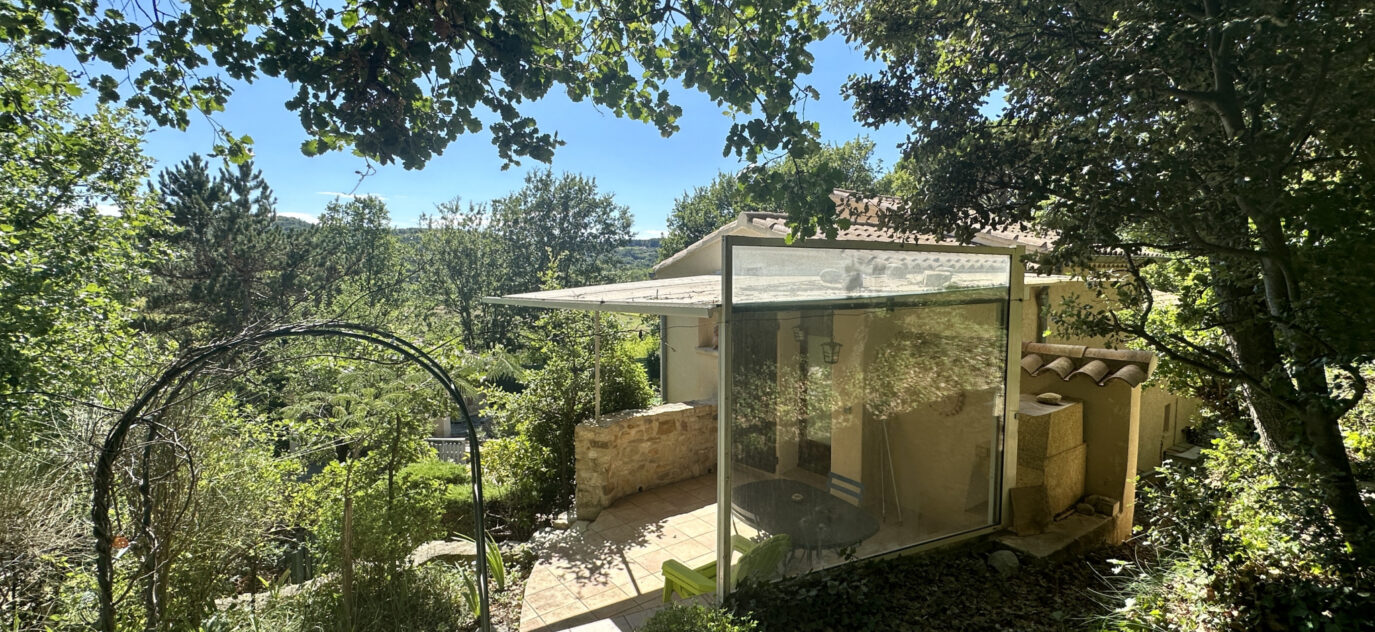 Magnifique villa au panorama exceptionnel – 5 pièces – 3 chambres – 145 m²