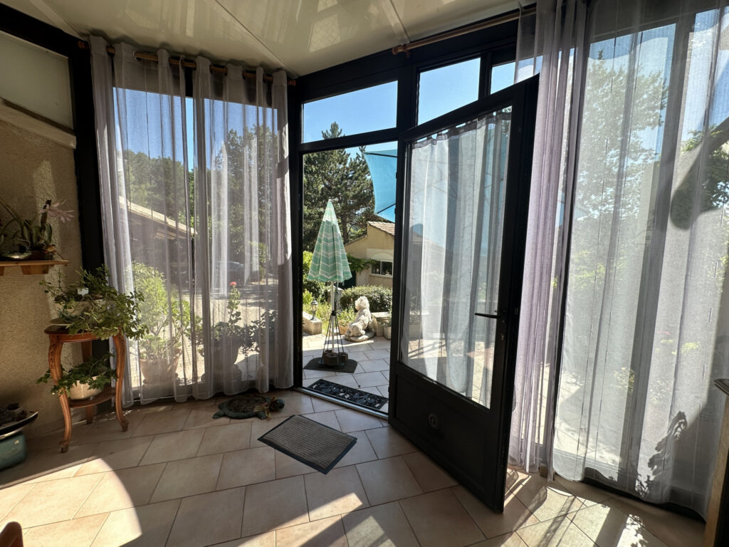 Magnifique villa au panorama exceptionnel – 5 pièces – 3 chambres – 145 m²