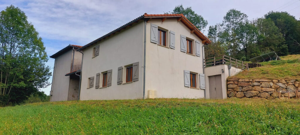 Propriété avec gîte – 9 pièces – 7 chambres – 256 m²