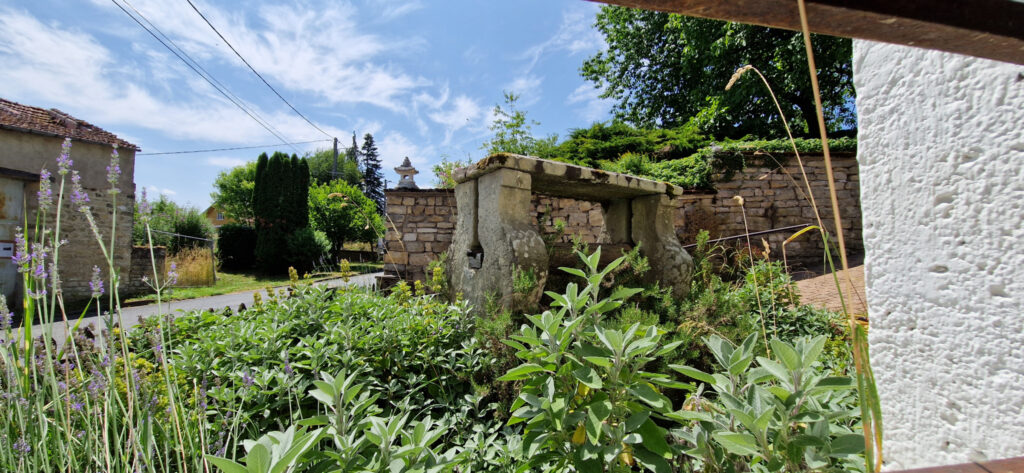 maison année 1858  – 5 pièces – 2 chambres – 123 m²