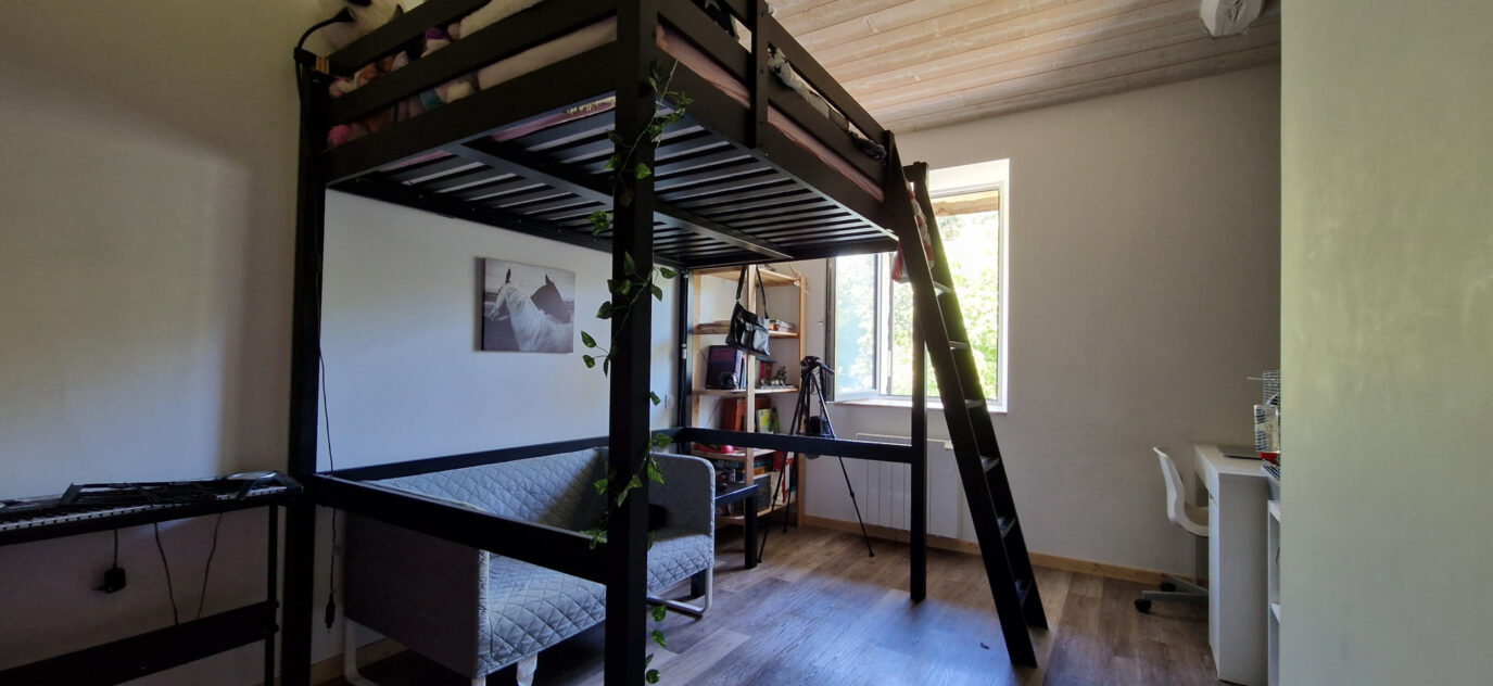 À Roaillan, villa à vendre avec KHEOPS IMMO – 4 pièces – 3 chambres – 166 m²