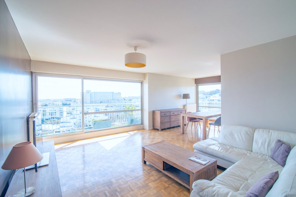 Superbe appartement lumineux et calme offrant une très belle – 2 pièces – 1 chambre – 74 m²