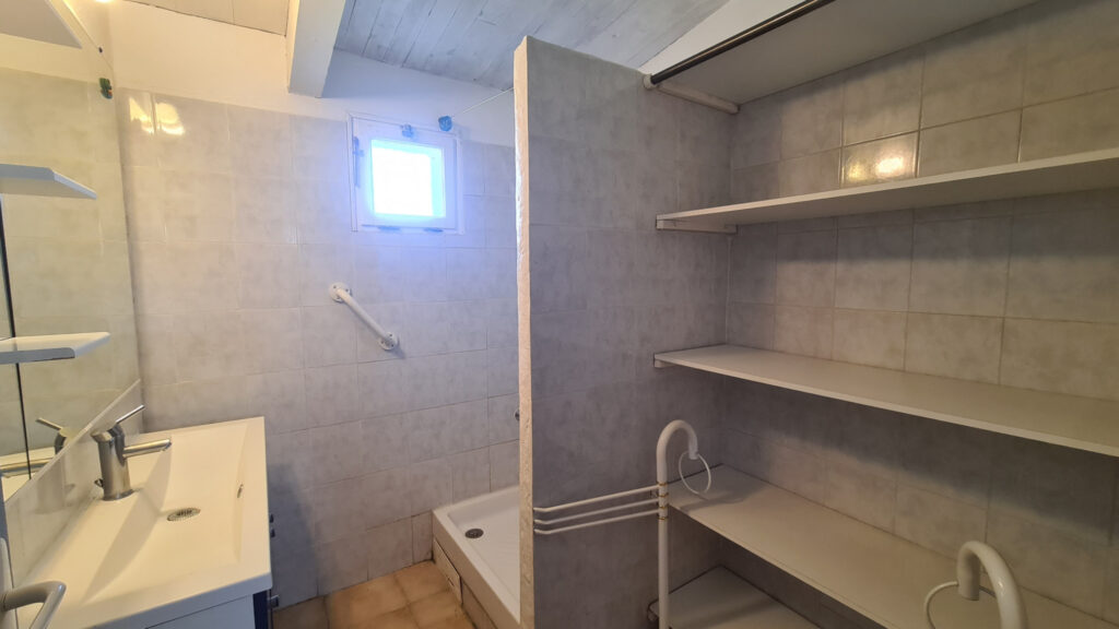 ‘L’OLIVERAIE’ Maison avec piscine  – 4 pièces – 3 chambres – 72.7 m²