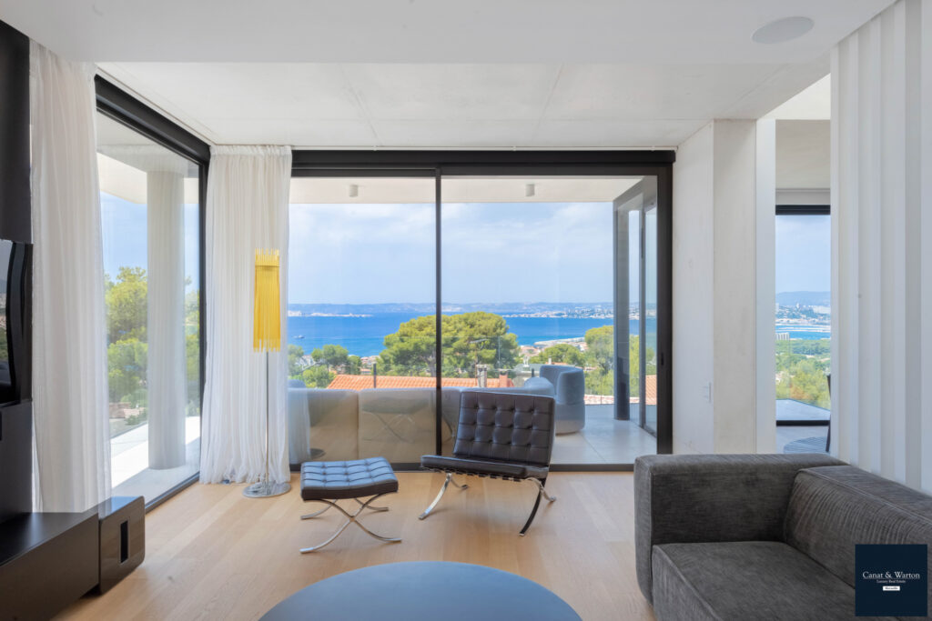 A Vendre, Maison de 213 m2 sur un Terrain d’env 1.000 m2 à M – 5 pièces – 5 chambres – 213 m²