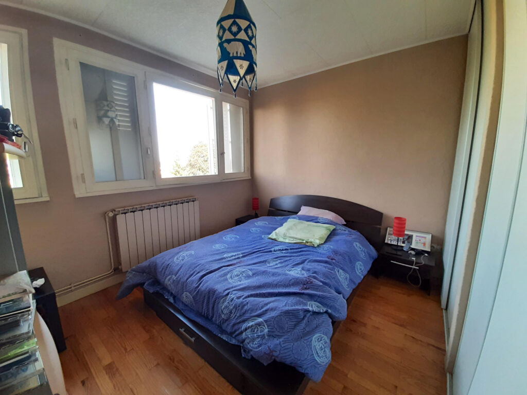SAINT-ETIENNE – A VENDRE – APPARTEMENT T3 DE 73 M2  AVEC BAL – 3 pièces – 2 chambres – 73 m²