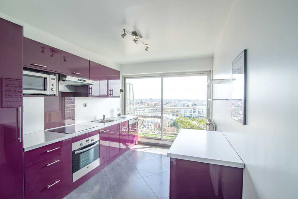 Superbe appartement lumineux et calme offrant une très belle – 2 pièces – 1 chambre – 74 m²