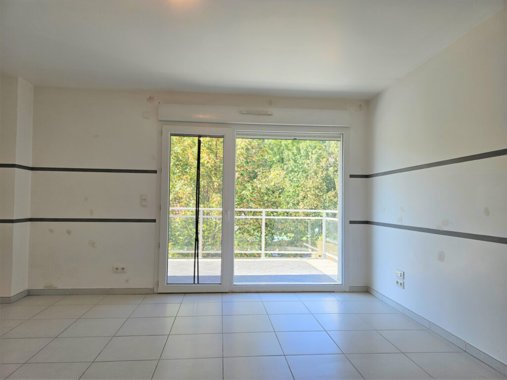 Attique avec vue dégagée T2 à Peron de 57m2 – 2 pièces – 1 chambre – 57 m²