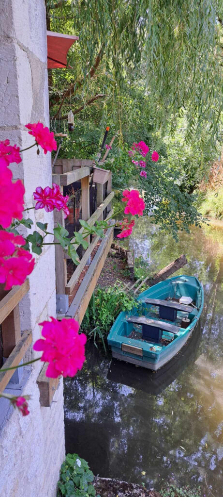 MAISON COUP DE COEUR AU BORD DE L EAU – 5 pièces – 3 chambres – 180 m²