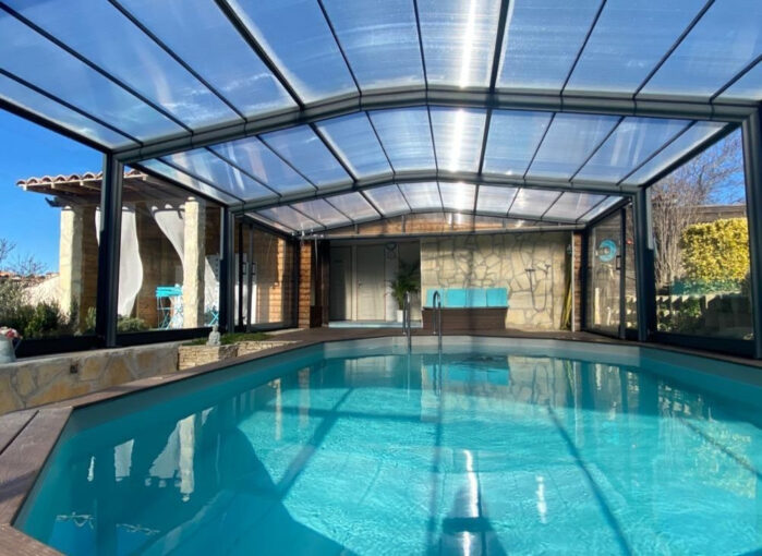 Maison 215m2, piscine, 13013 Chateau Gombert Marseille – 8 pièces – 5 chambres – 242 m²